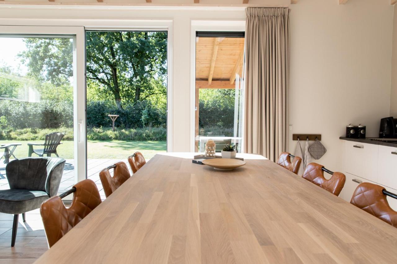 Vakantiehuis Eikzicht Gelegen Aan Het Bos Elsloo  Exterior foto