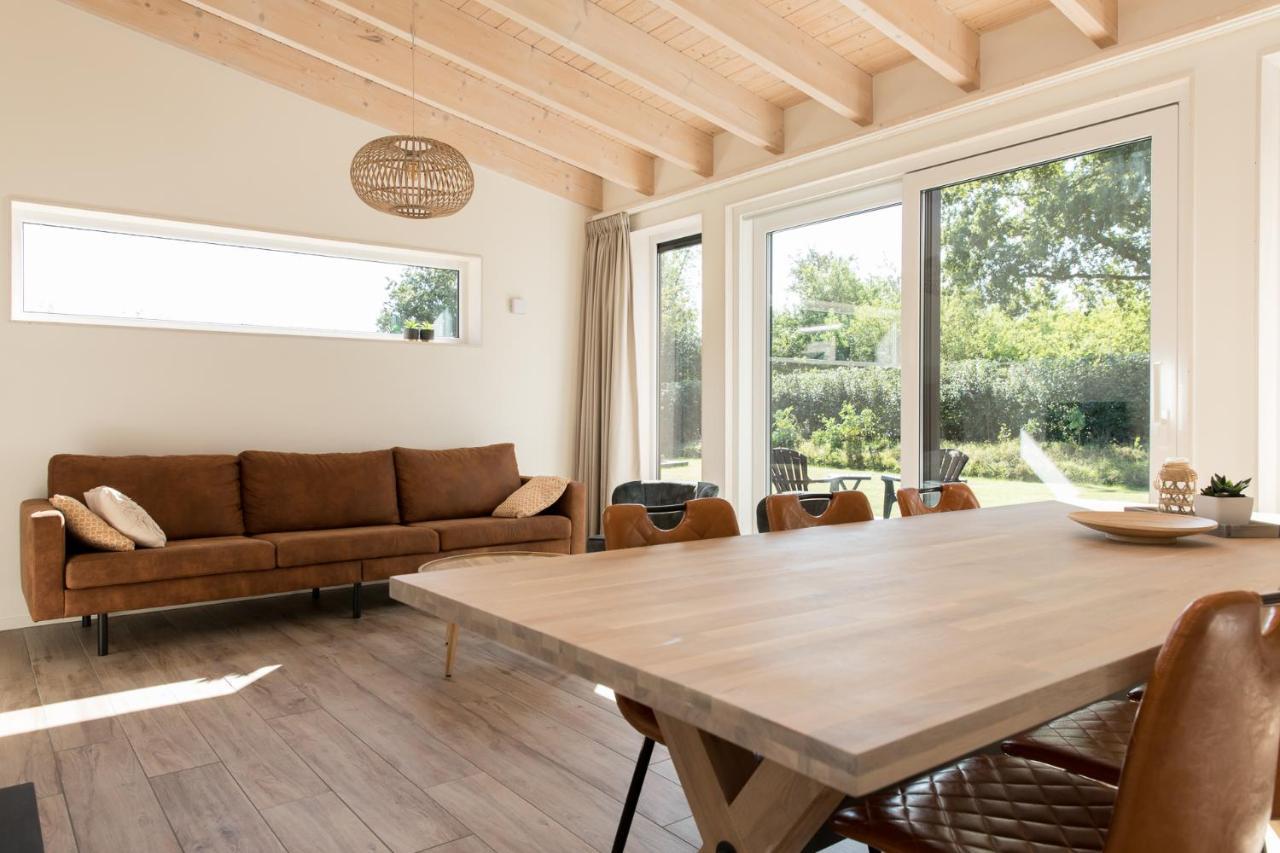 Vakantiehuis Eikzicht Gelegen Aan Het Bos Elsloo  Exterior foto